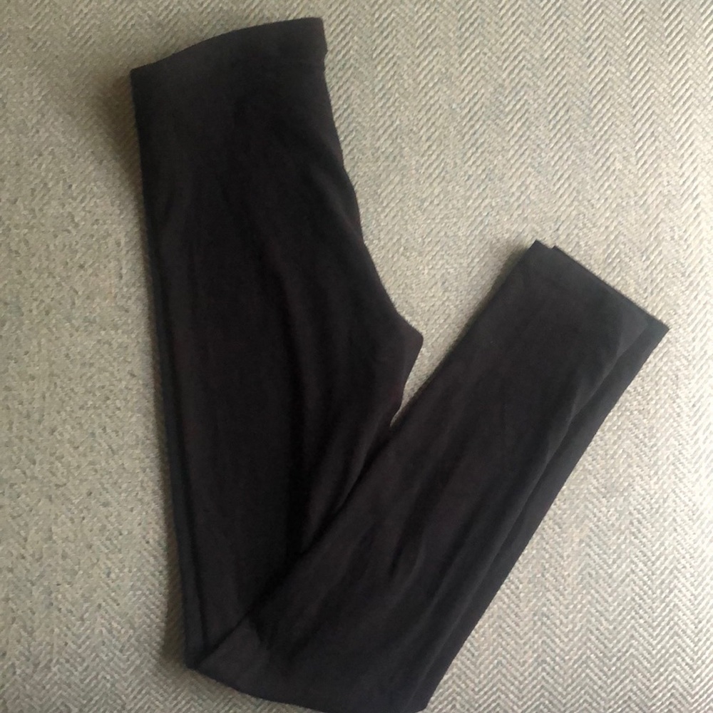 Girls black leggings H&M size 10-11y.